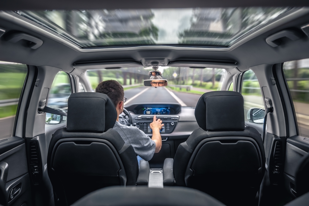 Alpine präsentiert Elektrofahrzeug für den Kundensport